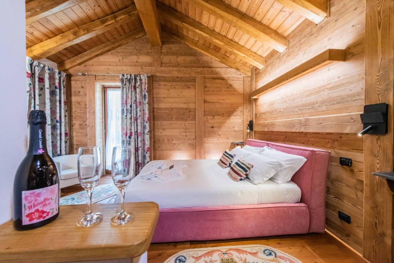 Au Berceau Du Bien-Etre Villa Chambave Buitenkant foto