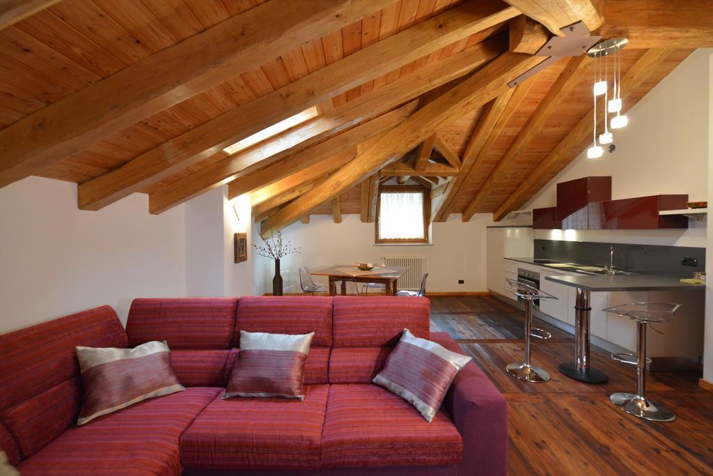 Au Berceau Du Bien-Etre Villa Chambave Buitenkant foto