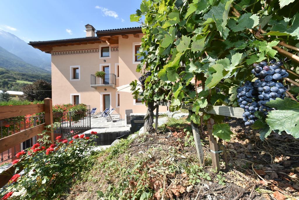 Au Berceau Du Bien-Etre Villa Chambave Buitenkant foto