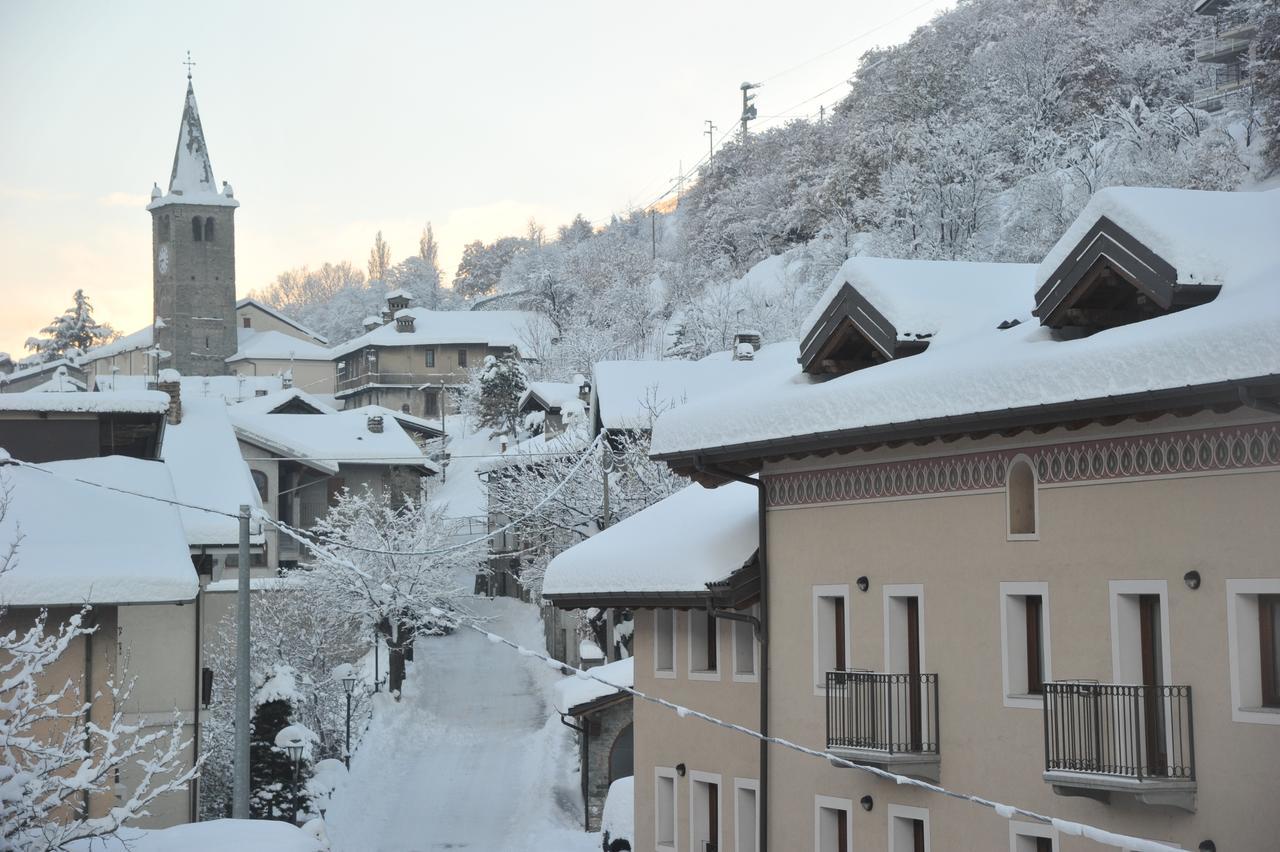 Au Berceau Du Bien-Etre Villa Chambave Buitenkant foto